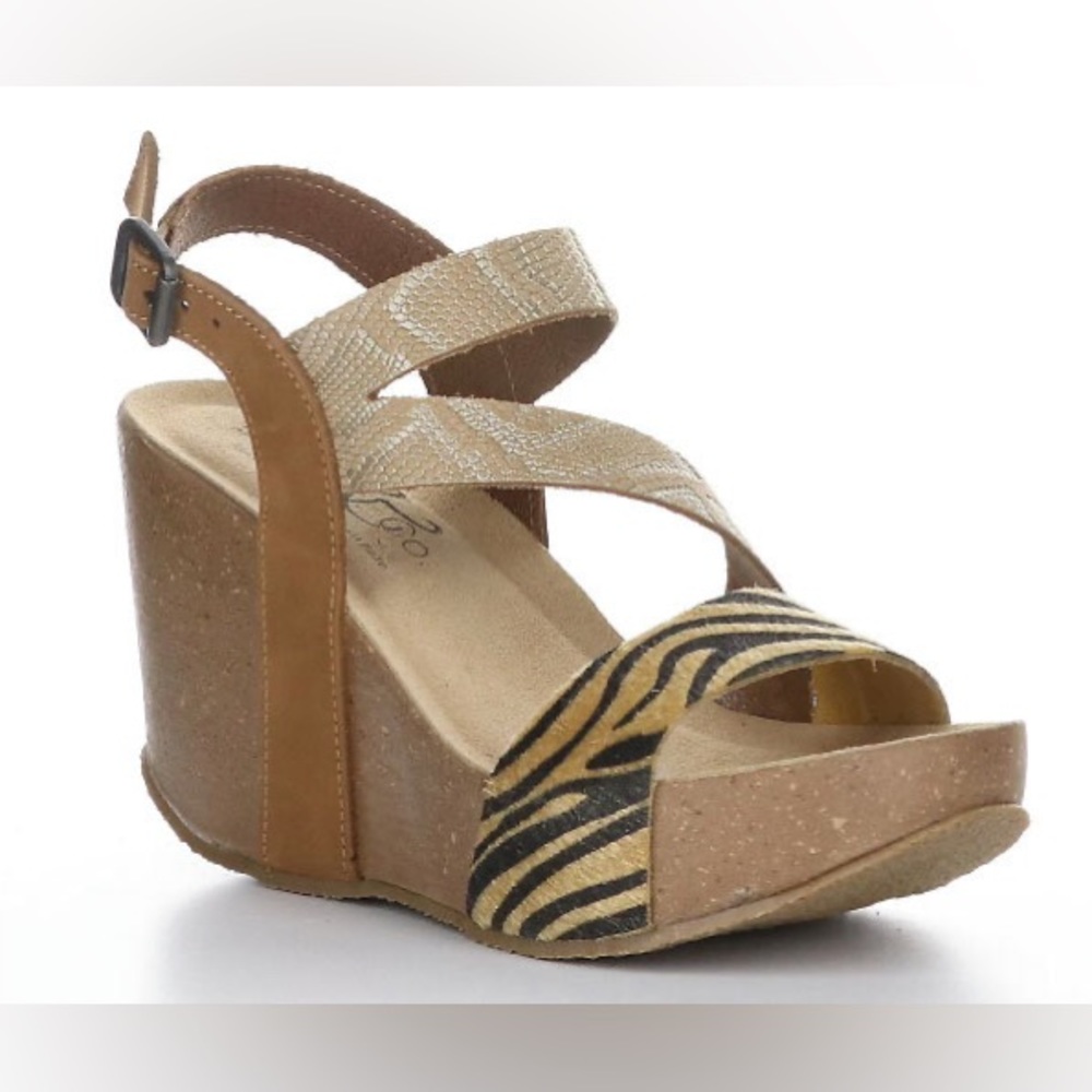 Bos & Co Lamar sandals NWT in box